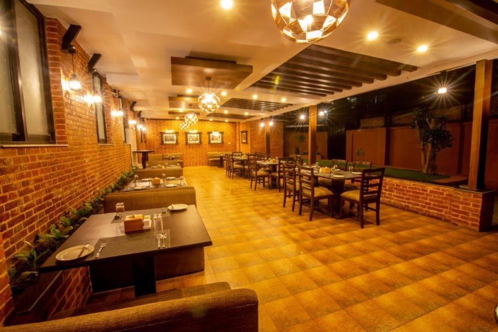 Pashupati Boutique Hotel & Spa Kathmandu Exterior foto
